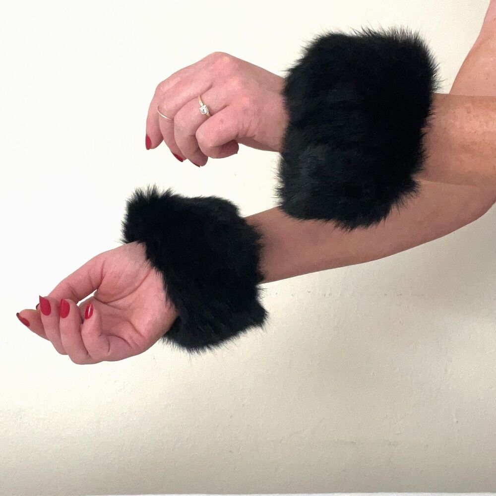 SPI 25 Genuine Rabbit Fur Black Wrist Cuffs Y2K Glam Wrist Warmer Bracelets (OS) - Picture 7 of 8